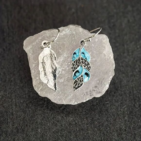 New - Leaf Design Dangle Earrings 925 Sterling Silver Plating - Picture 6 of 7